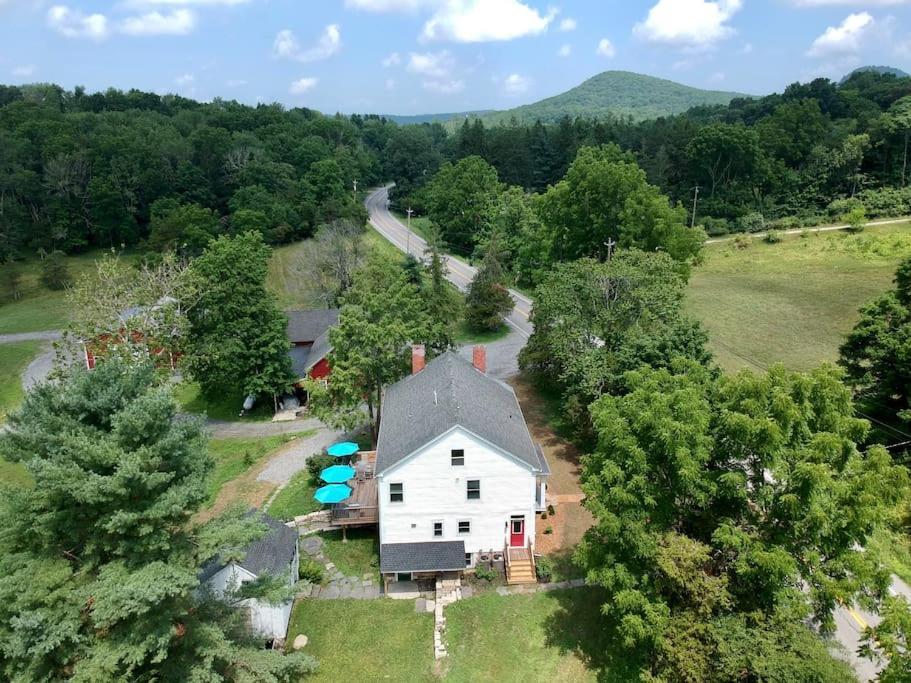 Craftsman Hideaway At The 1841 Farmhouse Chester Екстер'єр фото