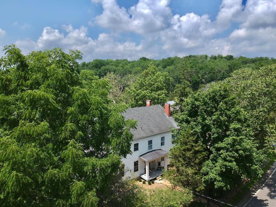 Craftsman Hideaway At The 1841 Farmhouse Chester Екстер'єр фото